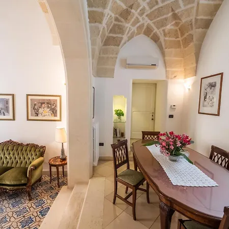 In Palazzo Storico Apartment Lecce